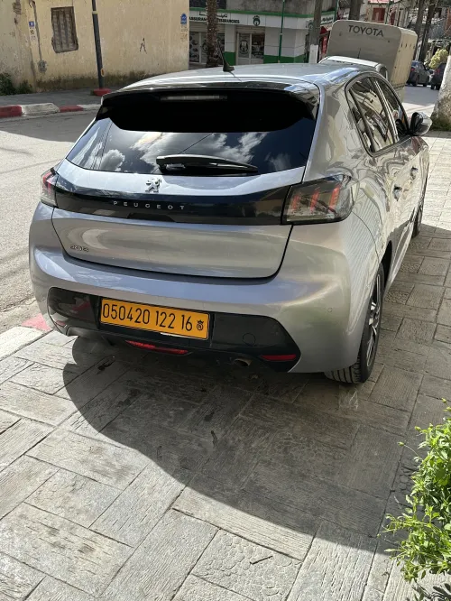 Peugeot 208 2022 Allure