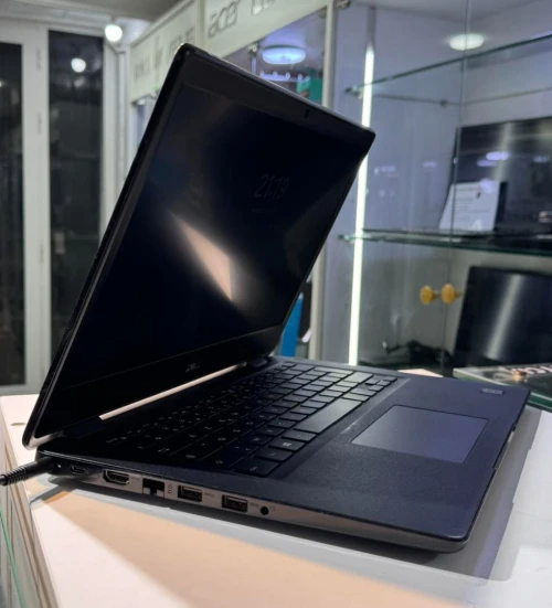 PC LAPTOP DELL LATITUDE 3400