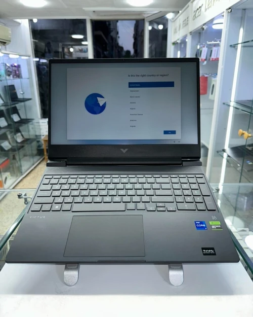 Laptop Gaming HP VICTUS / I7-13 GNR / RTX 4050 (6GB)