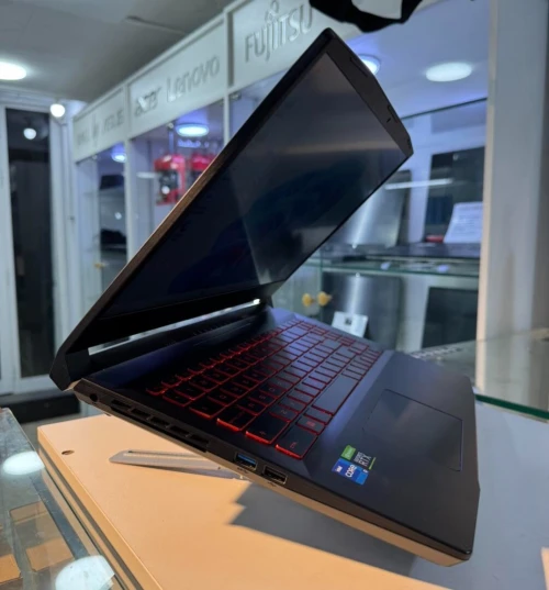 Pc Gaming MSI Katana GF66 / I7-11800H / 16 GB RAM / 512 SSD NVME / RTX 3060 6GB