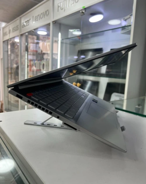 Laptop Gaming ASUS VIVO BOOK / I9-13900H / RTX4060