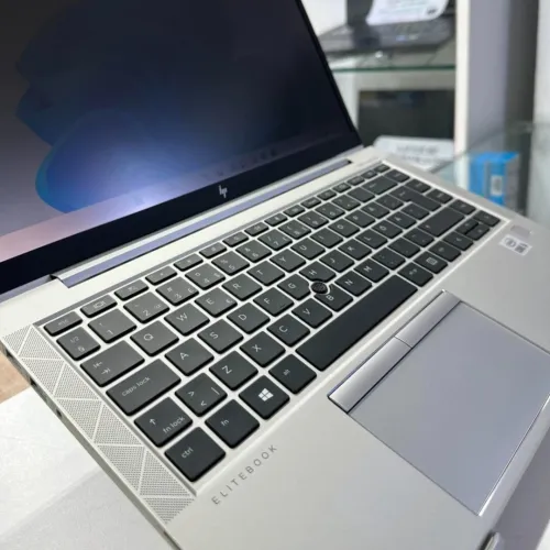 HP ELITEBOOK G7 840 / I5-10GNR / 16 GB RAM / 256 SSD 