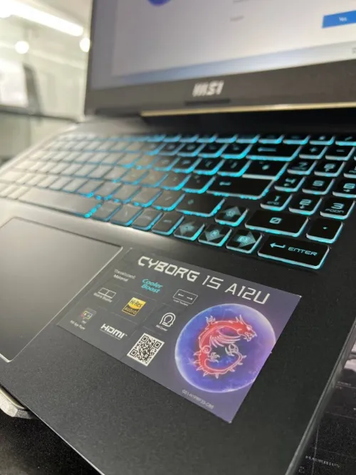 Pc Gaming  MSI CYBORG 15 A12U / RTX 2050 / I5-12TH / 16GB RAM