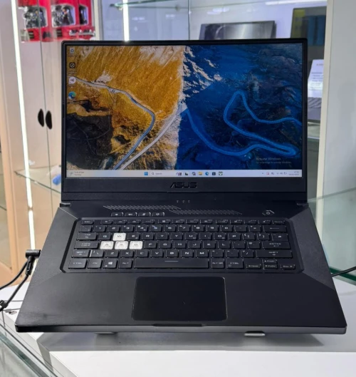 Laptop Gaming ASUS TUF F15 / cpu : i7-11450H / 16Go DDR4 / 512 SSD NVME / RTX 3070