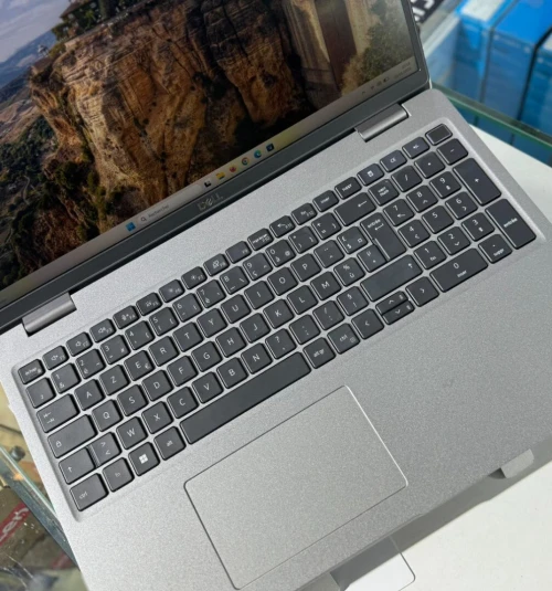 PC LAPTOP DELL LATITUDE 5510 / 16GB RAM / 512 SSD