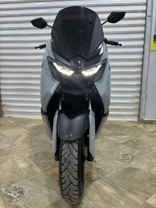Yamaha Nmax 2025