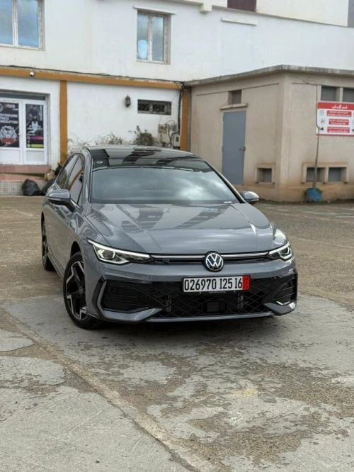 Volkswagen Golf 8.5 2025 R-line