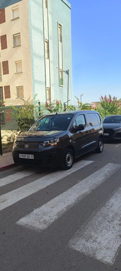 Fiat Doblo 2023 Tole