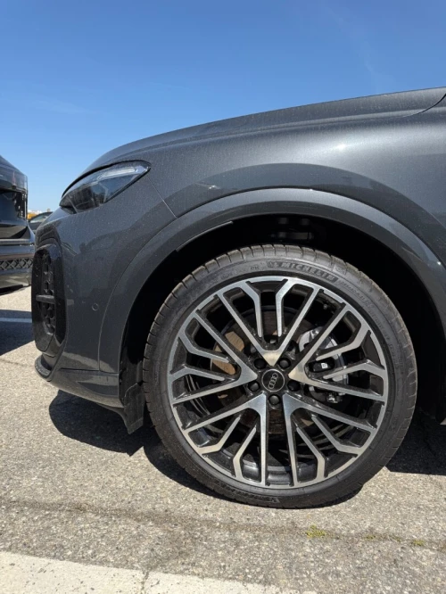 Audi Q5 2026 S_Line
