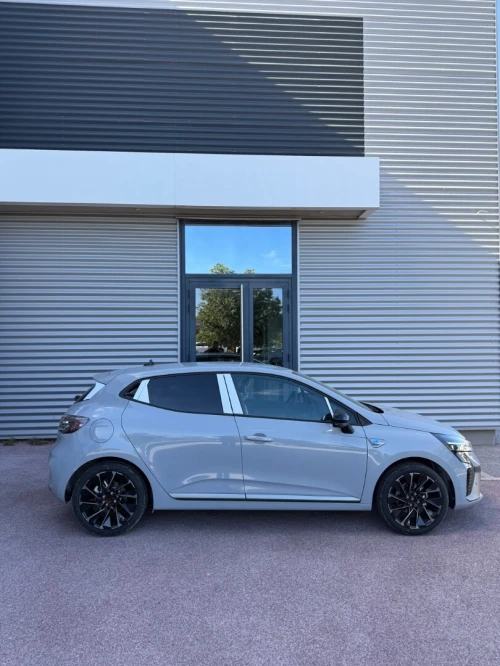 Renault Clio 5  2026 Esprit Alpine
