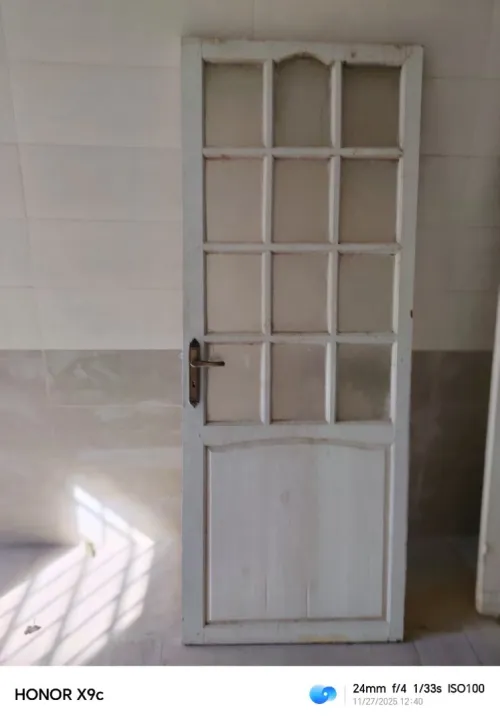 Vente portes en bois rouge
