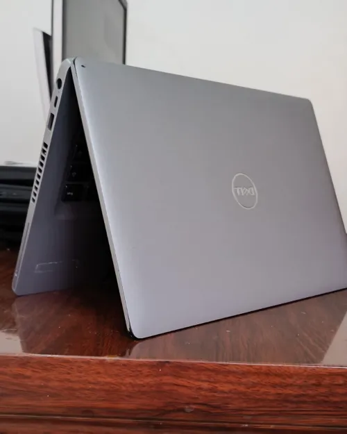 Pc portable Dell Latitude 5410 i5-10310U 8GB/256NVMe 14" FHD