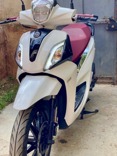Sym St200 2025