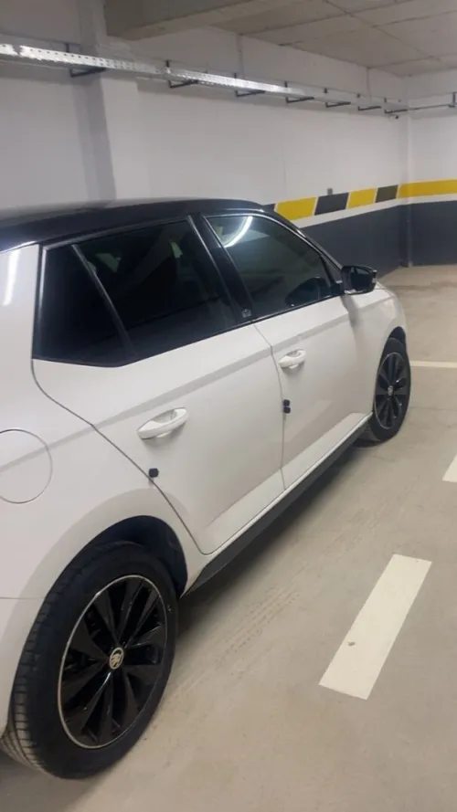 Skoda Fabia 2018 Style (avec toit panoramique)