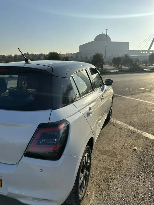 Suzuki Swift 2025 Glx