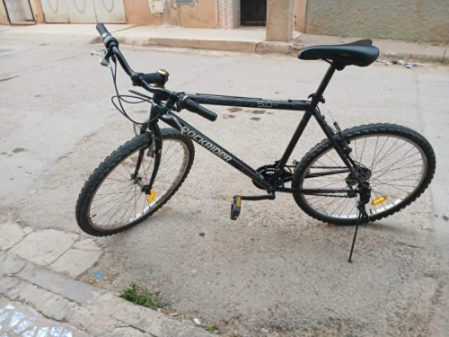للبيع دراجة هوائية VTT Rockrider 5.0 بحالة جيدة