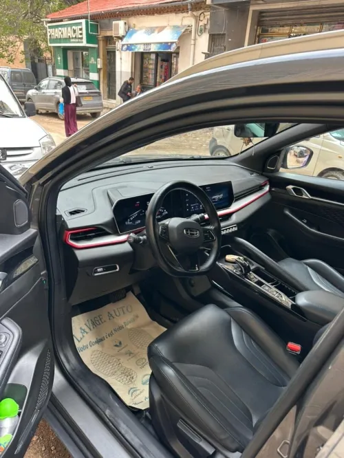 Geely Coolray 2024 