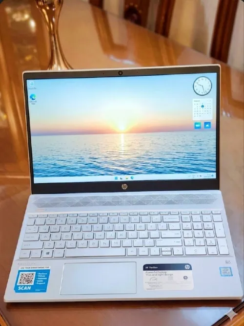 HP Pavilion 15 (8th Gen) | Ecran Tactile | État 10/