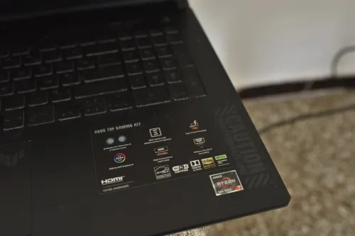 ASUS TUF Gaming A17 Ryzen 7 7735HS 32G 1TB SSD RTX 4060 17.3" Full HD 144Hz