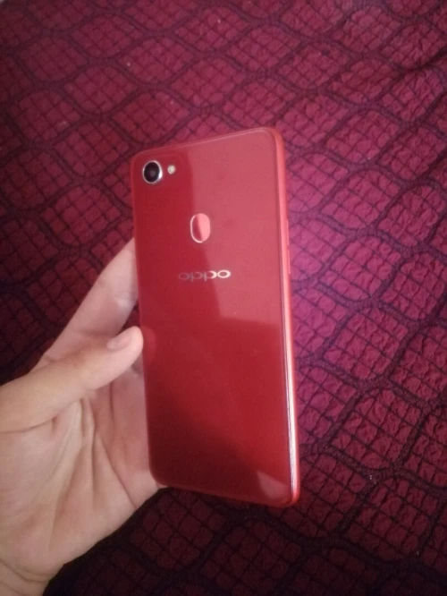 Oppo F7