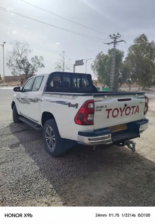 Toyota Hilux 2022 LEGEND DC 4x4
