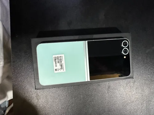 Samsung Z flip6