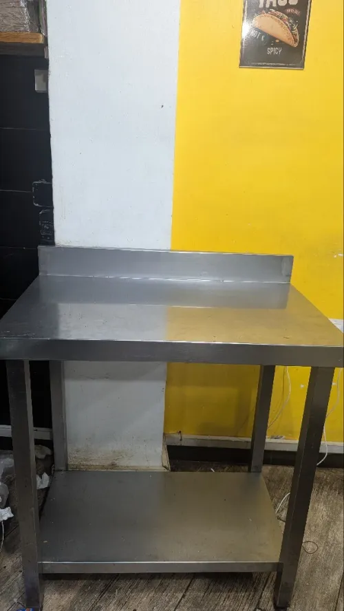 Matériel fast food frigo chambre froide presse friteuse 