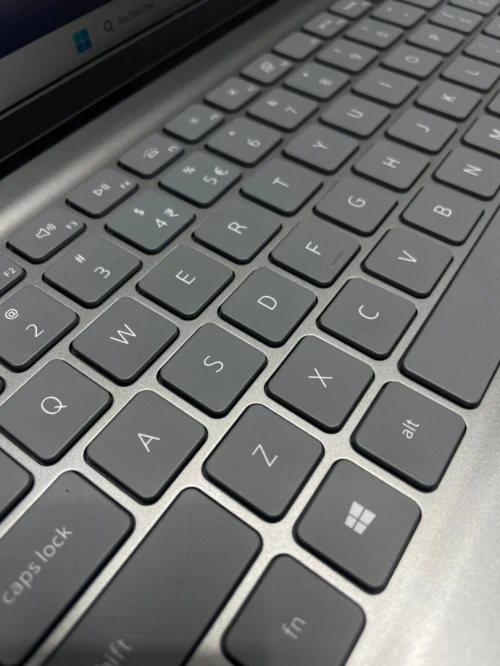 Dell Inspiron 5510 i7 11eme Generation Serie H Ram 16 Gb Stockage 512Gb