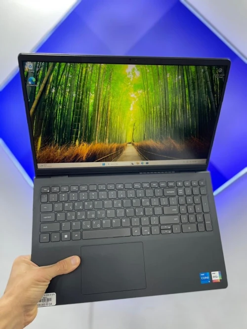DELL Vostro 15 3530 i5 13eme Generation Ram 16 Gb Stockage 512 Gb