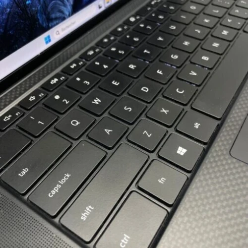 Dell Precision 5550 i7 10eme Generation H/ WorkStation Ram 32 Gb Stockage 512 Gb Nvidia T2000 4 Gb