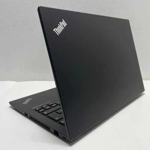 Lenovo ThinkPad T14 Gen 2 i5 11eme Generation Ram 16 Gb Stockage 256 Gb