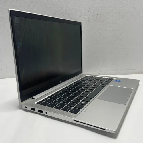 HP Elitebook 830 G8 i5 11eme Generation Ram 8 Gb Stockage 256 Gb