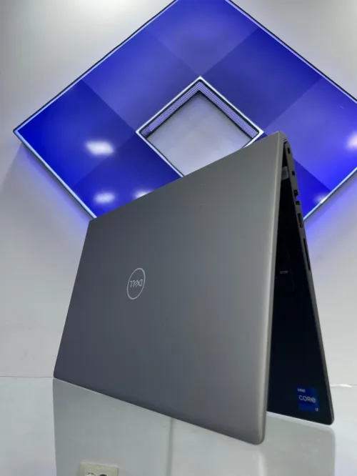 Dell Vostro 15 i7 11eme Generation Processeur H Ram 16 Gb Stockage 512 Gb