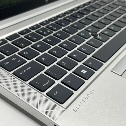 HP Elitebook 840 G8 i5 11eme generation Ram 16 gb Stockage 256gb