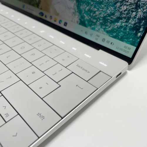 Dell XPS PLUS 9320 i7 13eme Generation Serie P Ram 16 Gb Stockage 512 Gb