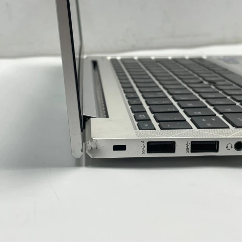 HP Elitebook 840 G8 i7 11eme Generation Ram 16Gb Stockage 256 Gb TACTILE