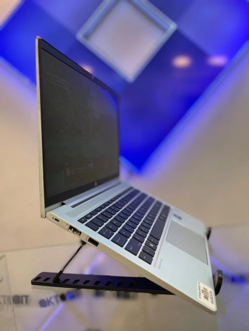 HP ProBook 440 G8 2021 i7 11eme Generation Ram 16 Gb Stockage 256 Gb