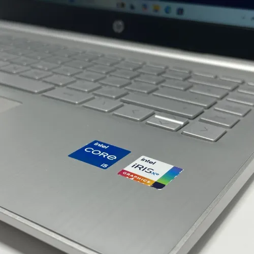 HP Laptop 14S i5 12éme génération Ram 8Gb Stockage 256Gb