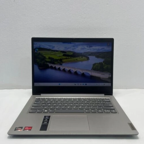 Lenovo IdeaPad 3 Ryzen 5 serie 3000 Ram 8Gb Stockage 256Gb