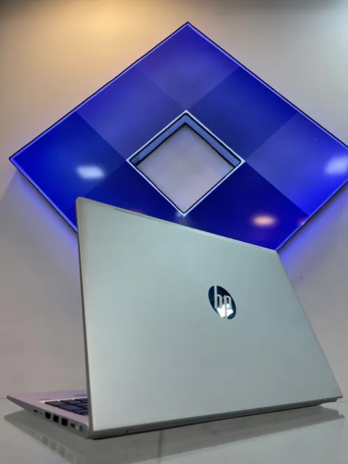 HP ProBook 450 G8 i7 11ème Génération Ram 16 Gb Stockage 256 Gb