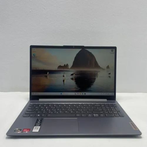 Lenovo IdeaPad Slim 3 Ryzen 5 serie 7000 Ram 8Gb Stockage 512Gb