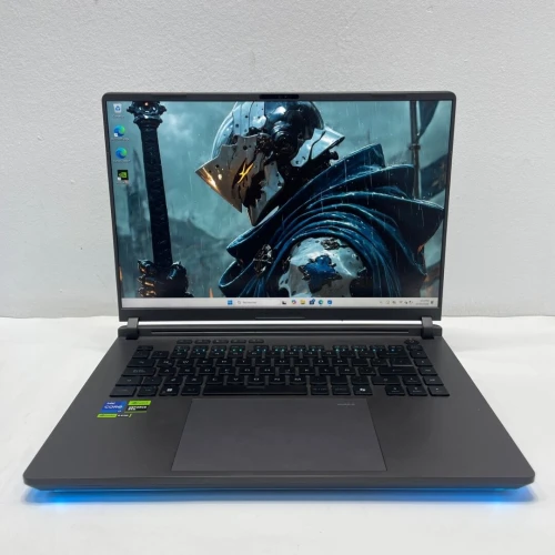 Asus Rog STRIX i7 14eme Generation Serie HX Ram 16 Gb Stockage 512 Gb Nvidia RTX 5060 8 Gb