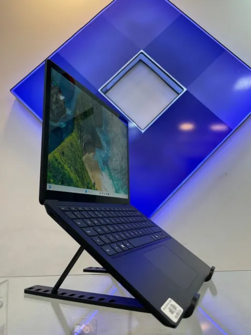 Microsoft surface laptop 6 Tactile Ultra 7 Serie H 14eme Generation Ram 16 Gb Stockage 256 Gb