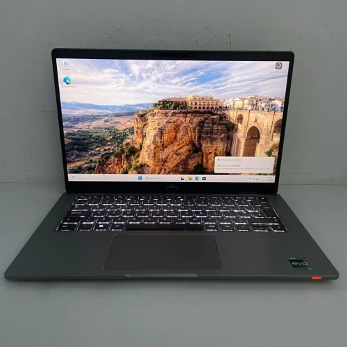 DELL LATITUDE 7430 2022 i5 12eme Generation Ram 16 Gb Stockage 512 Gb