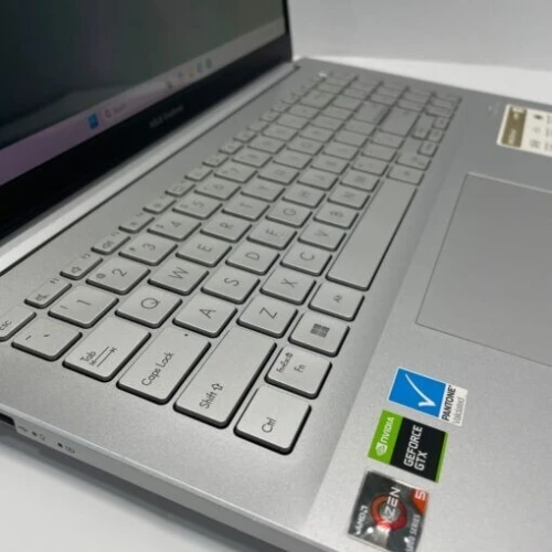 ASUS VivoBook 15 Inch Ryzen 5 Serie 5000 Ram 16 Gb Stockage 512 Gb Nvidia Gtx 1650 4 Gb Vram