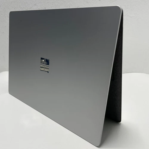 Microsoft surface laptop 5 i7 12eme Generation Ram 16 Gb Stockage 512 Gb