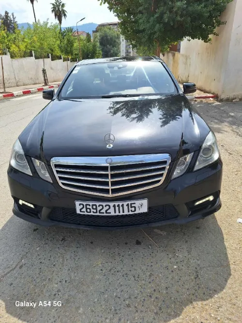 Mercedes Classe E 2011 AVANTGARDE Pack AMG