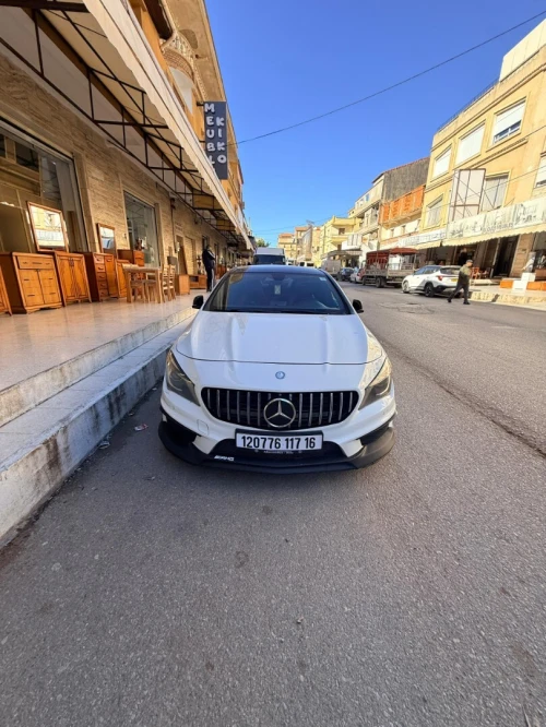 Mercedes CLA 2017 Coupé Exclusif + AMG 
