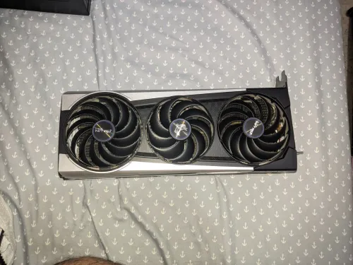 Rx6700xt 12GB VRAM SAPPHIRE NITRO PLUS 