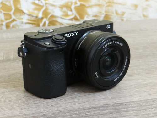 Sony a6400